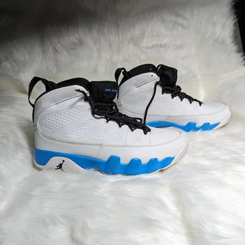 Air Jordan Men's  Style 302370-401 White Blue Size 9.5